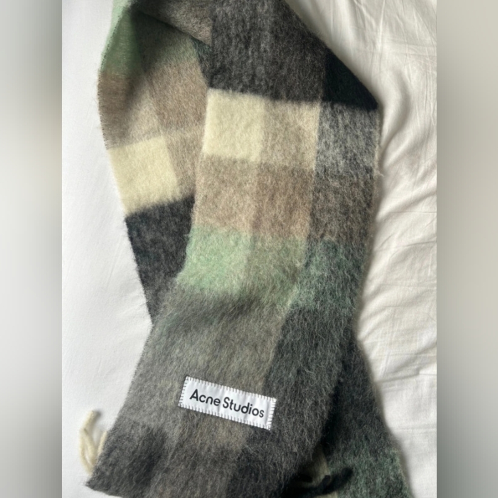 Acne Studios Italy Mohair Blend Striped Fringe Scarf Warm Wool Alpaca Luxuy - Picture 2 of 3